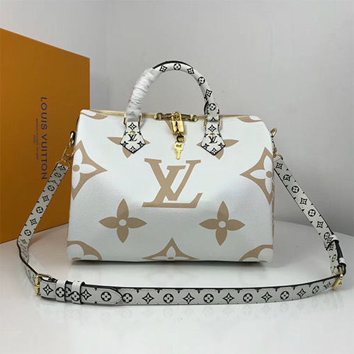 复刻奢侈品包包对版正品，高级定制版本工厂批发