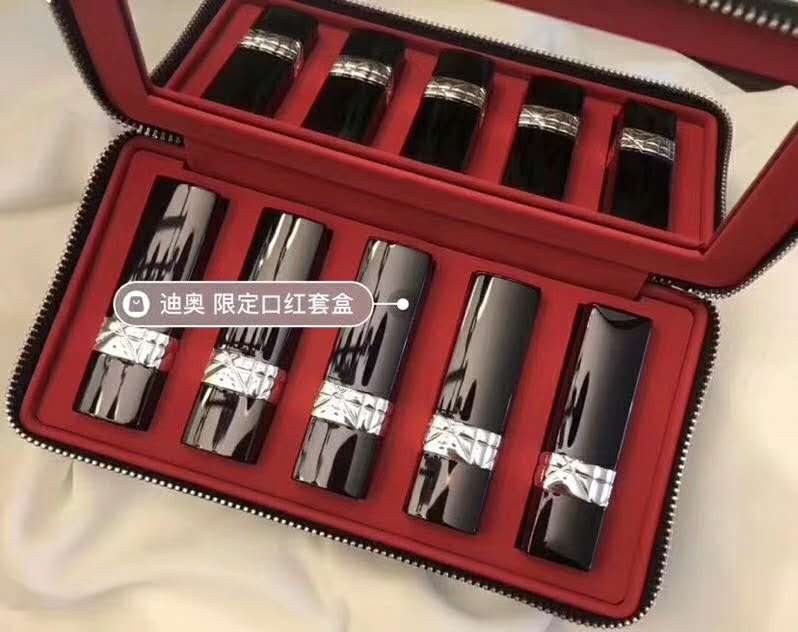 口红、女包、各种潮牌批发零售，支持一件代发
