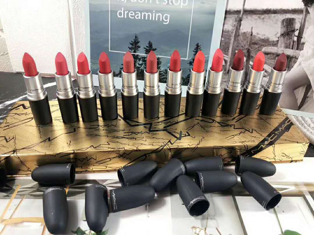 口红、女包、各种潮牌批发零售，支持一件代发