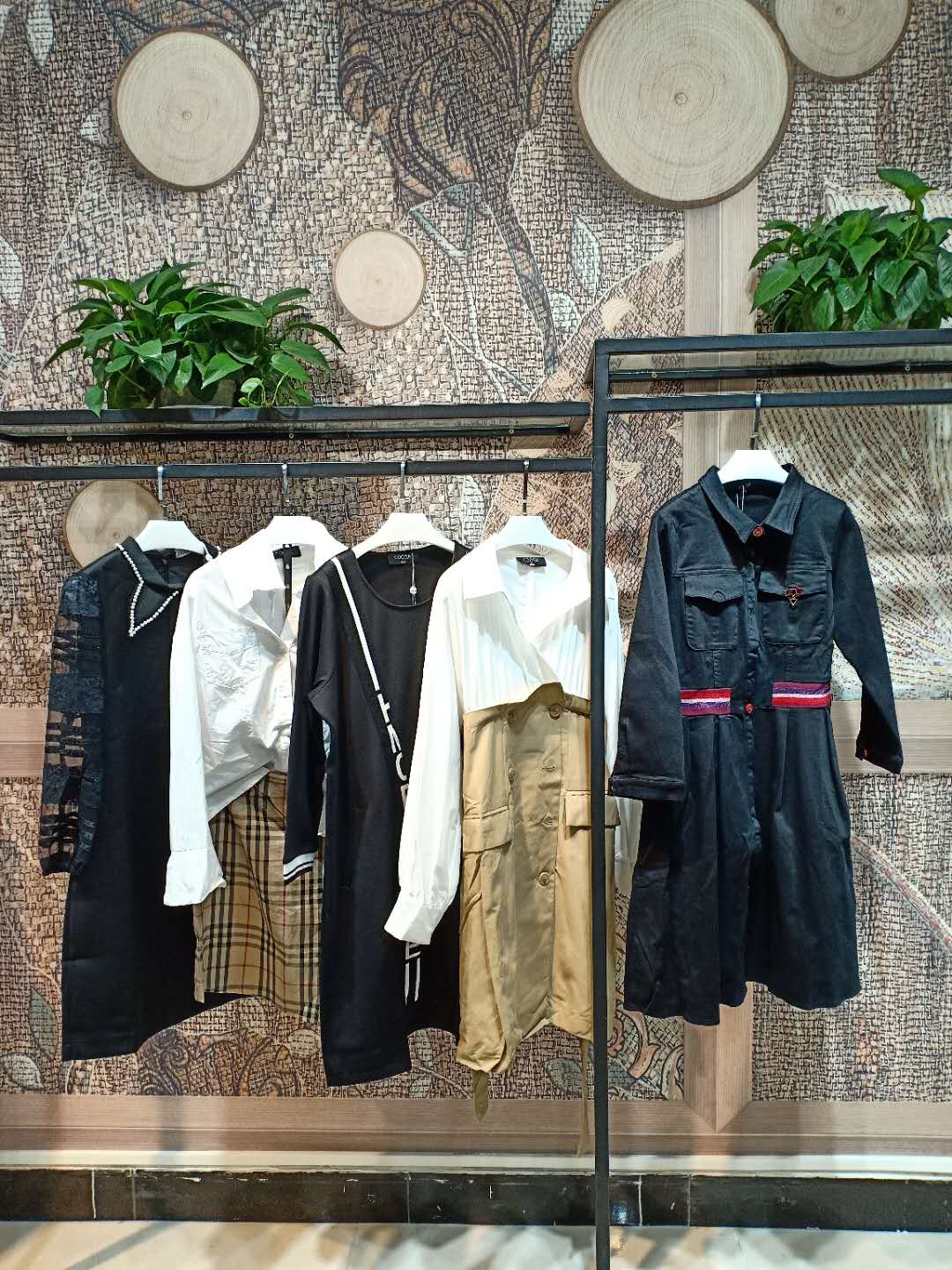 广州一线品牌高端女装寇思可19夏装淘宝直播一手货源品牌女装走份货源 