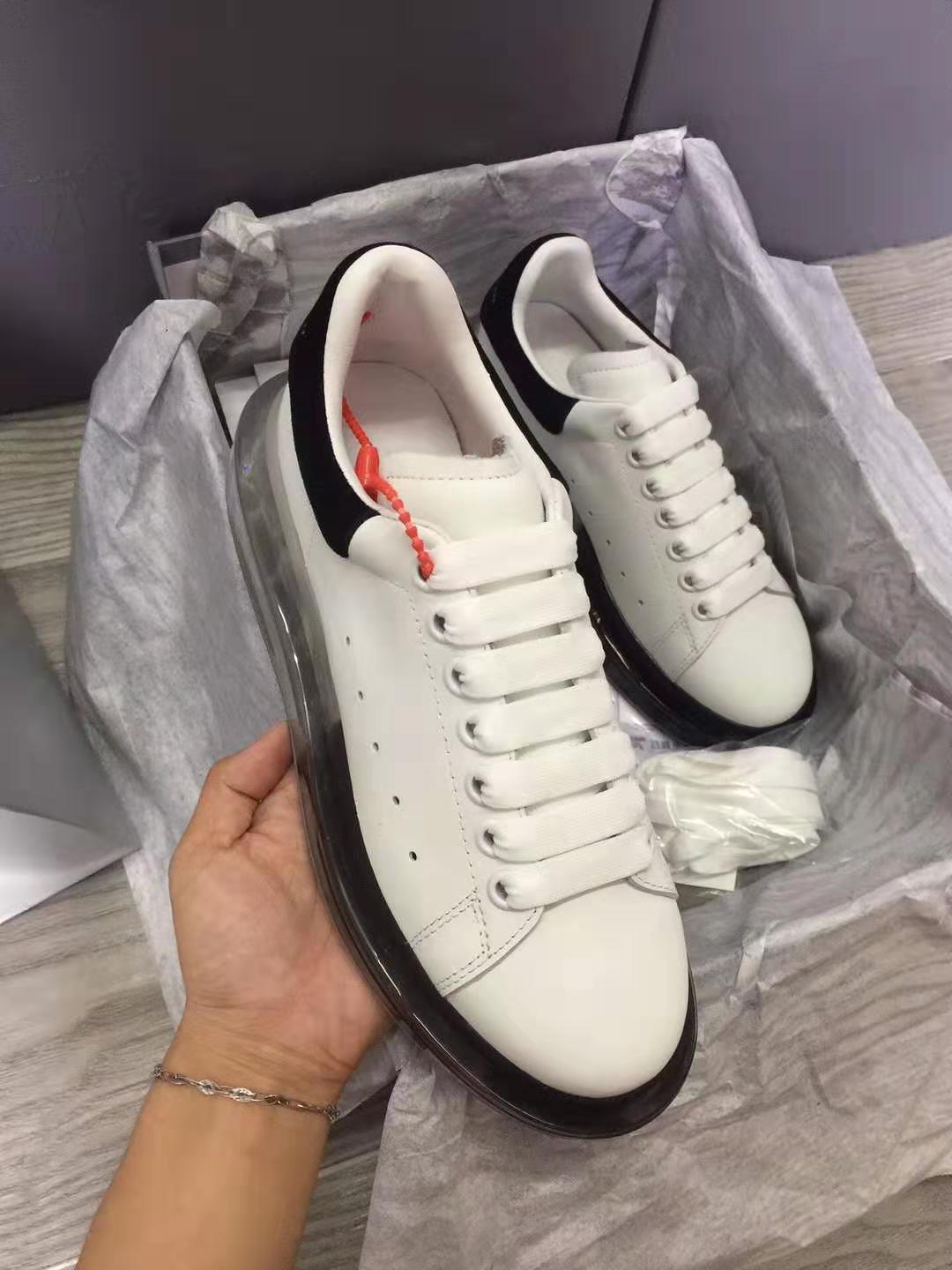 广州奢侈品女鞋复刻版高端质量 工厂微信直销货源