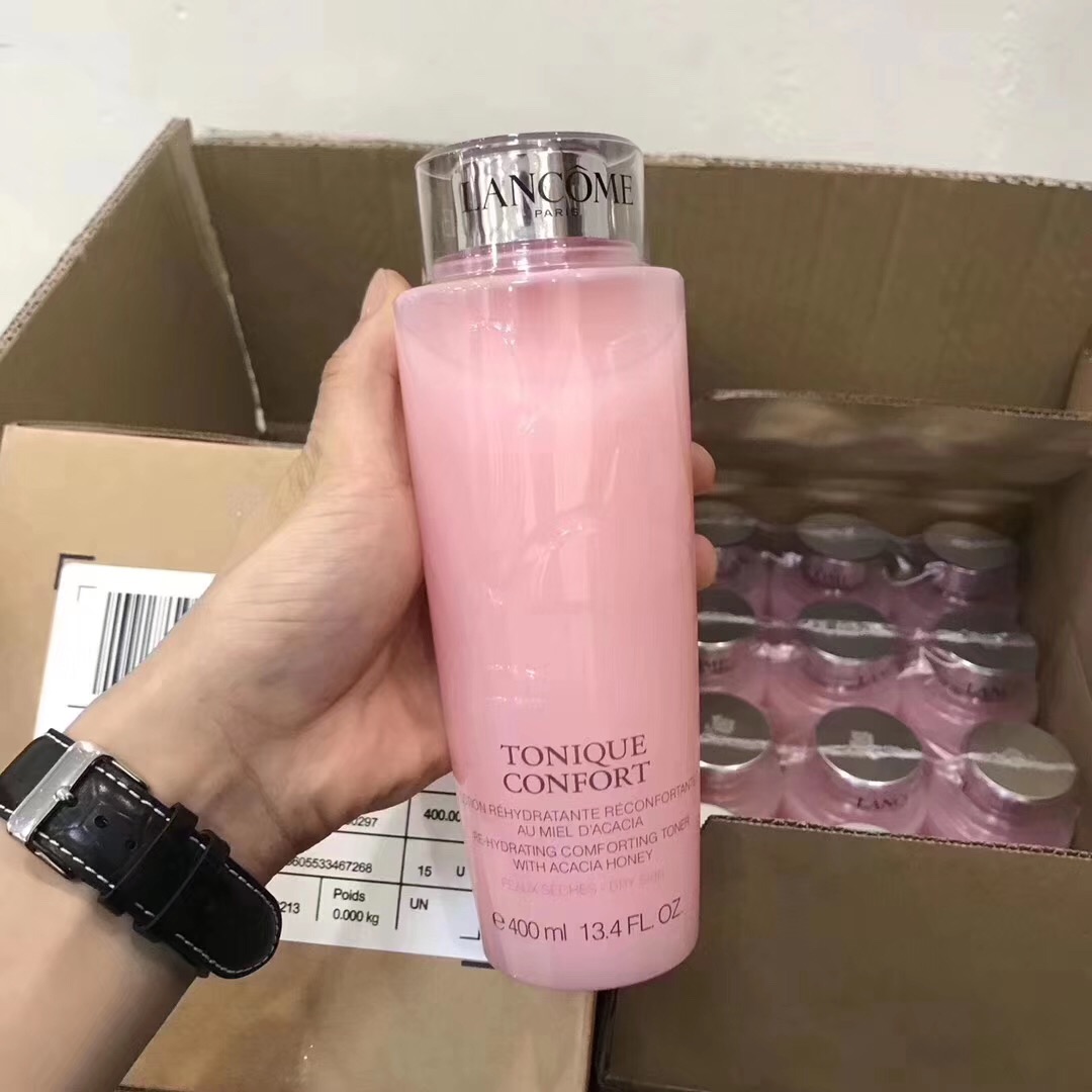 微商爆款一比一大牌彩妆化妆品护肤品货源