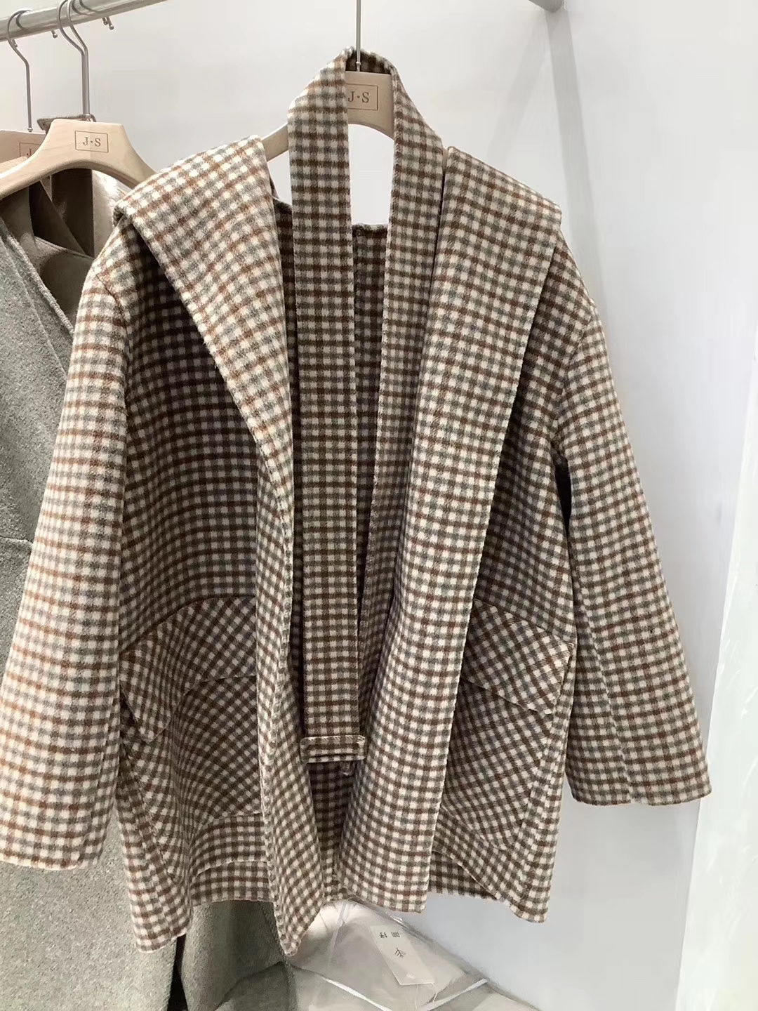 高端时尚衣服招代理，一手女装代理一件代发