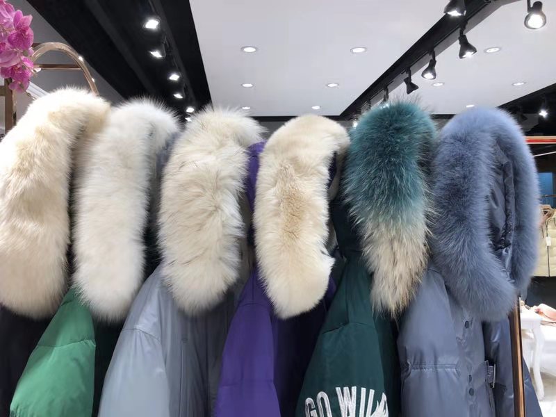 法国大山高端羽绒服 2019年专柜同步 女装厂家一手货源折扣批发
