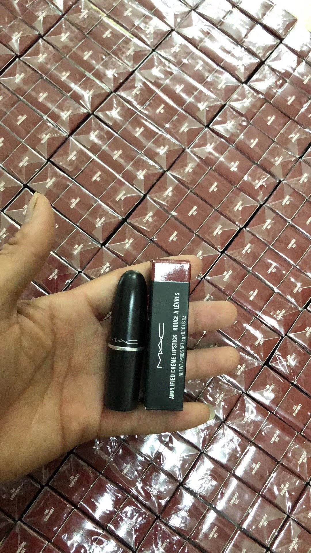 品牌化妆品一手货源——微信热销化妆品免费代理，一件代发