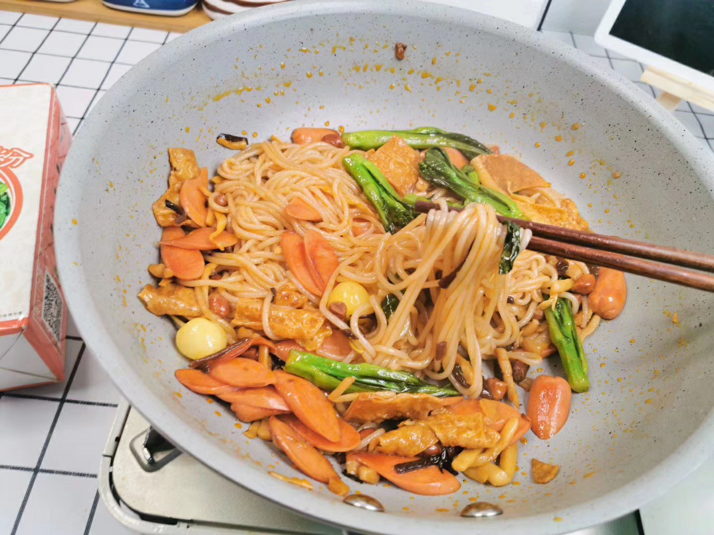 零食货源招代理 自己实拍的零食图片 教怎么打造朋友圈