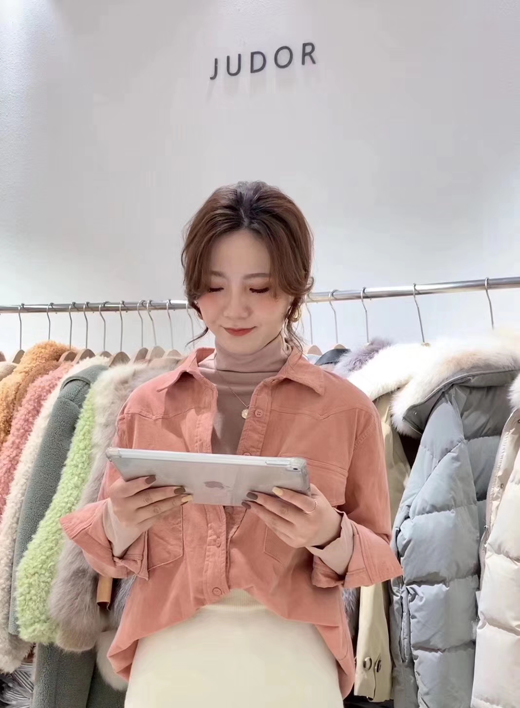 服装批发 男装女装代理 一手货源