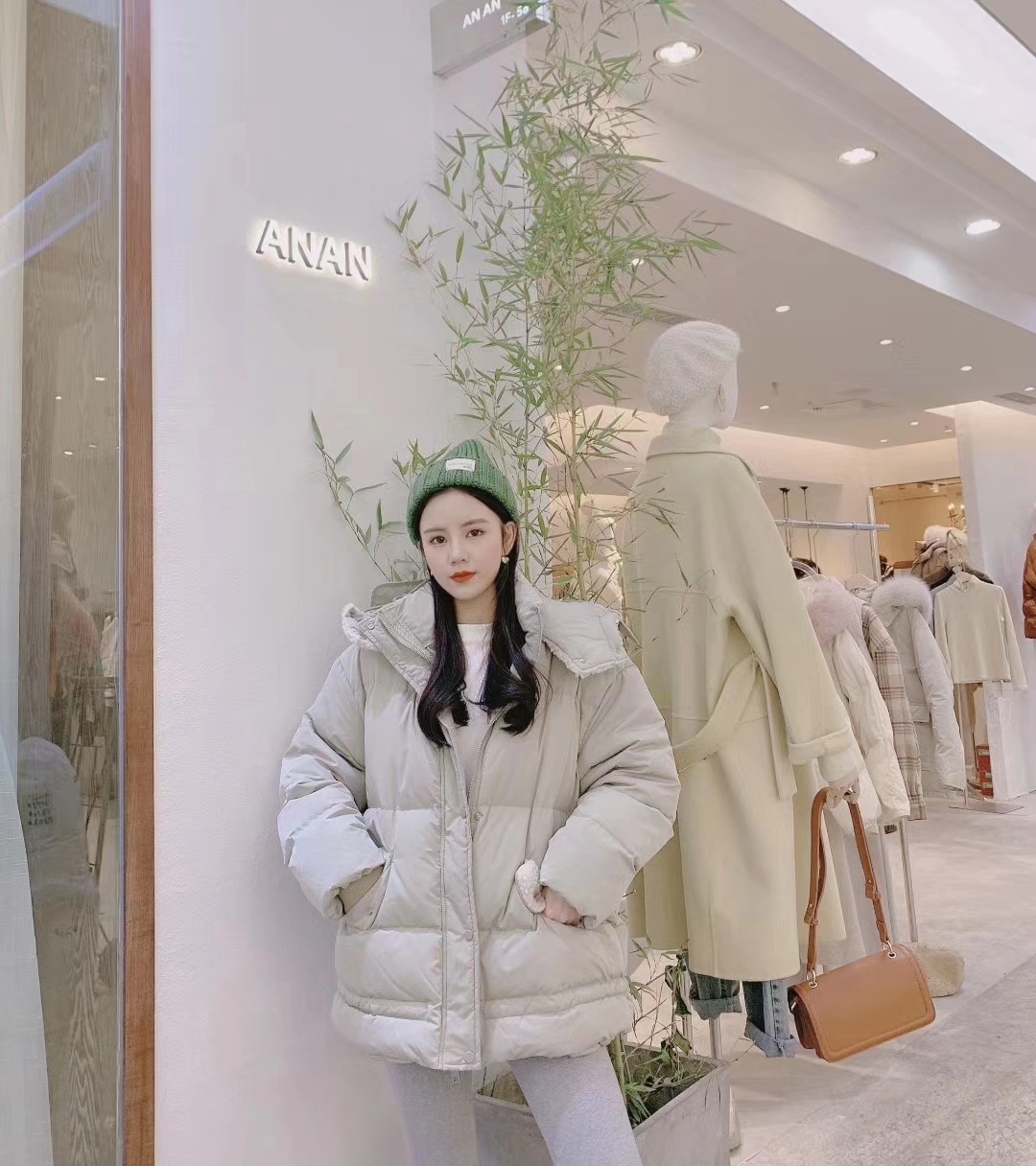 女装一手货源，服装代理一件代发厂家