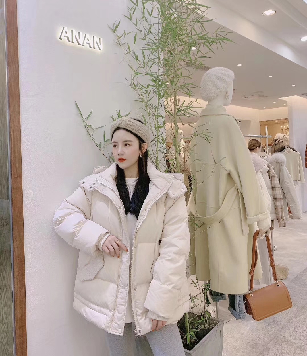 女装一手货源，服装代理一件代发厂家
