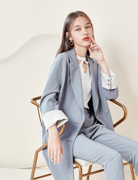 专柜品牌女装折扣货源，工厂一手货源,一件代发,支持退换