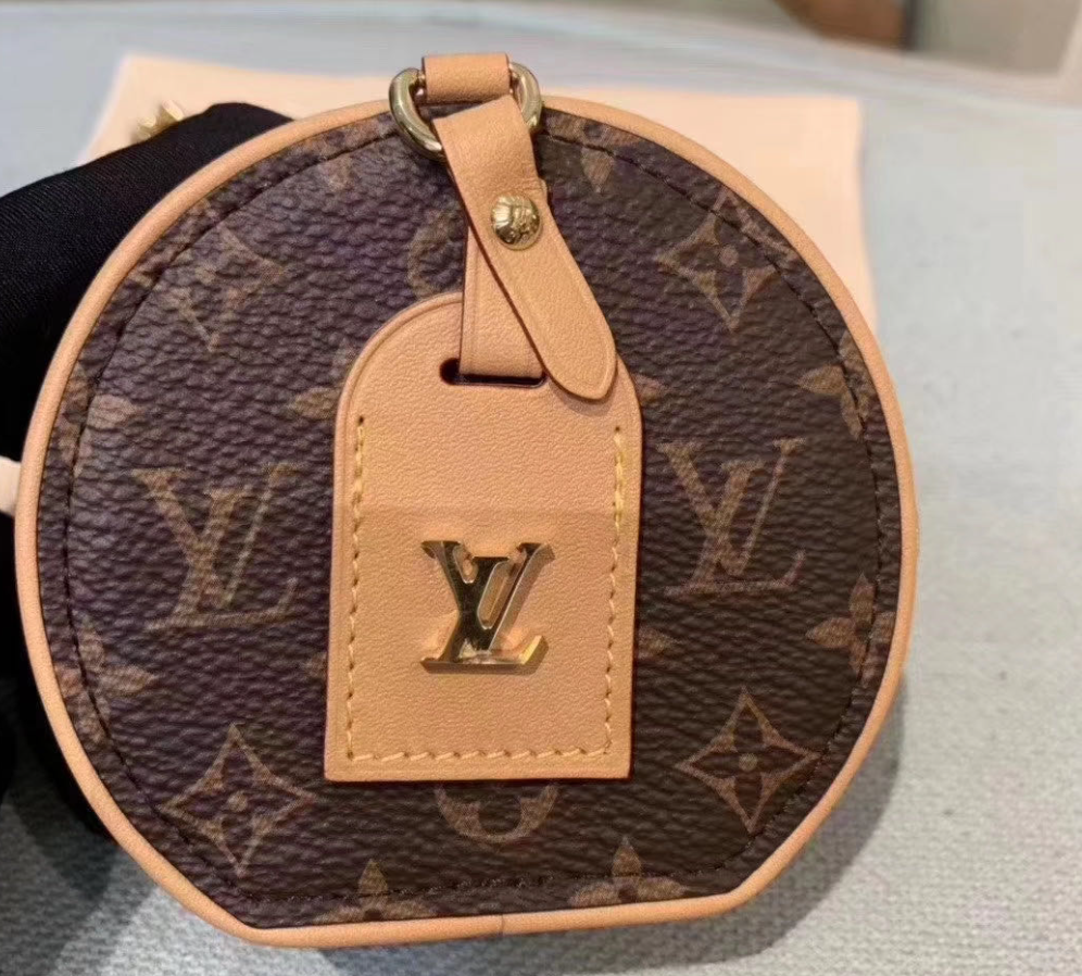 微商化妆品代理代购货源 不压货不压钱 一件代发 免费加盟