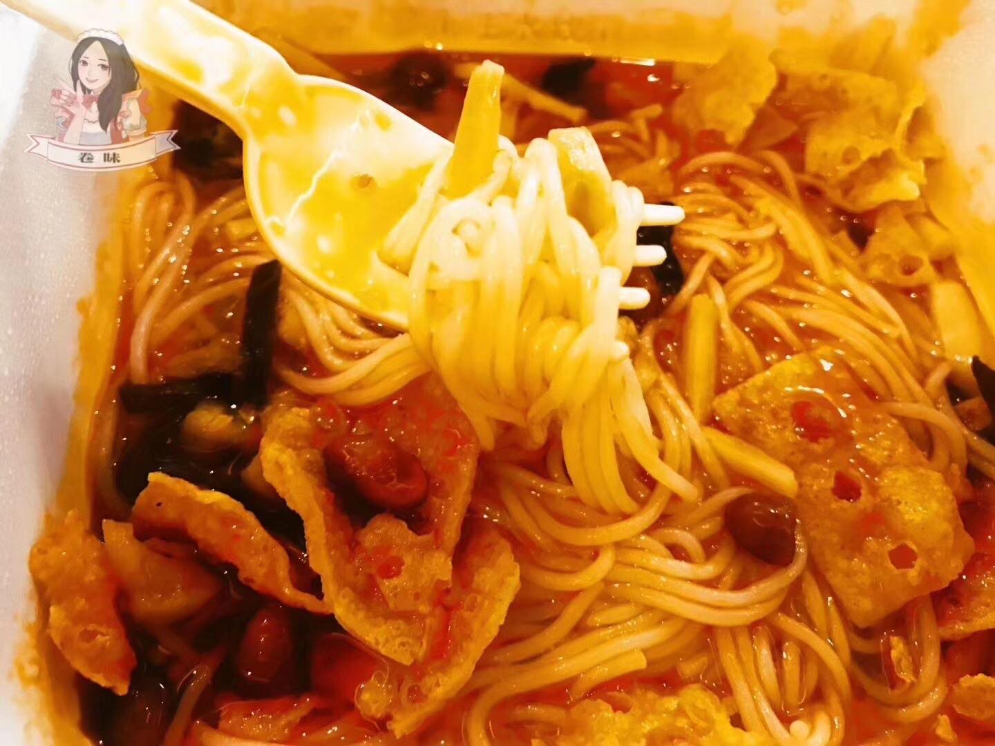 小零食批发 最好吃的网红零食 微商零食货源