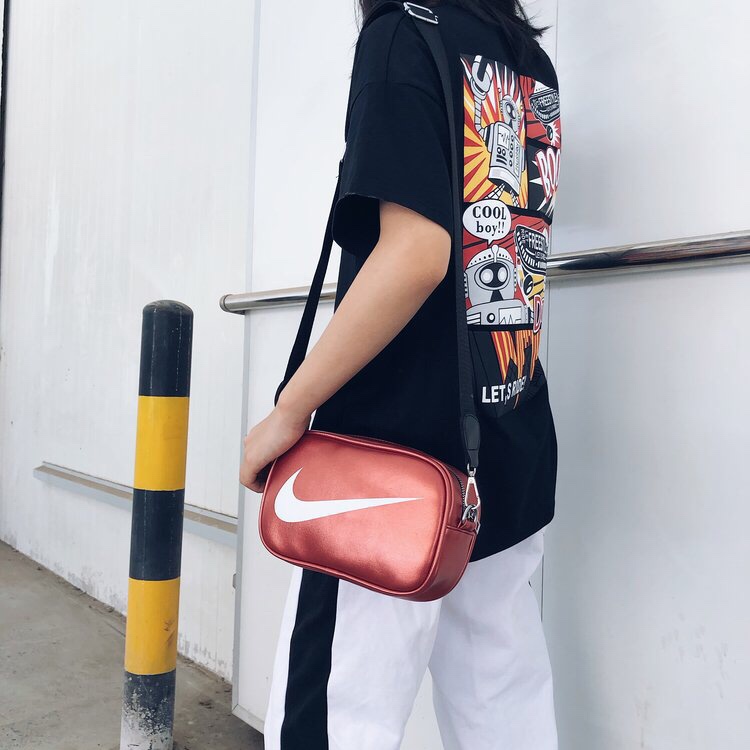 江苏工厂潮牌服装 一手货源 档口直发
