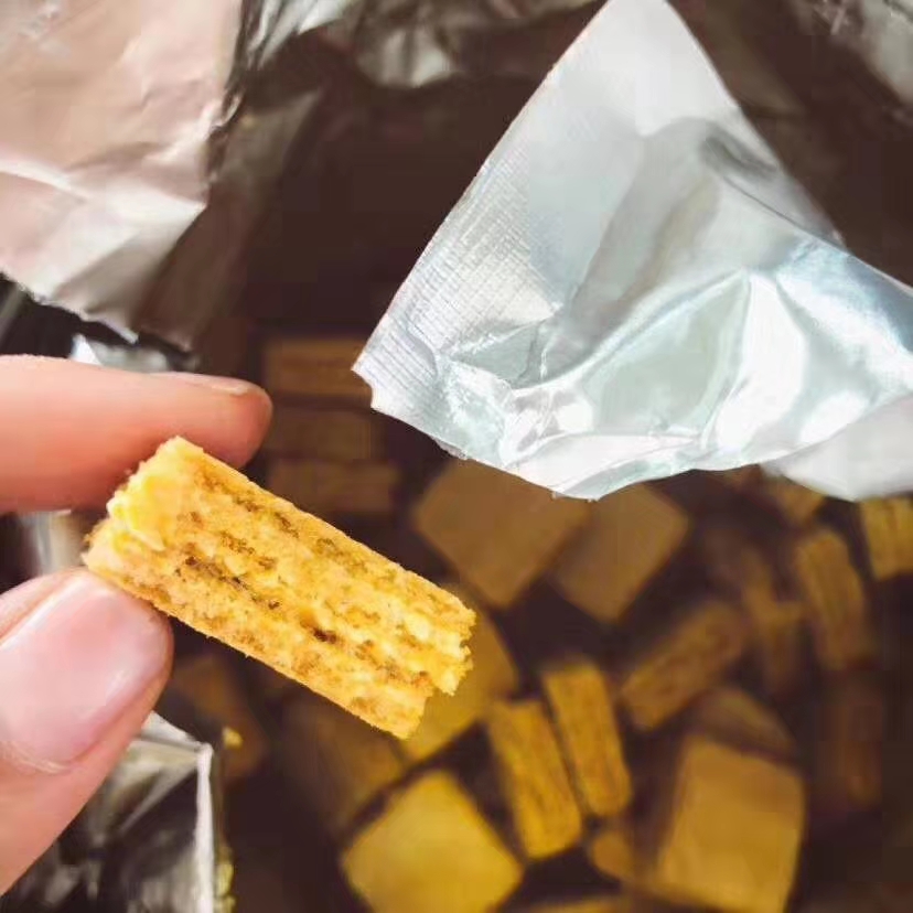 全网爆款网红零食小吃厂家直销