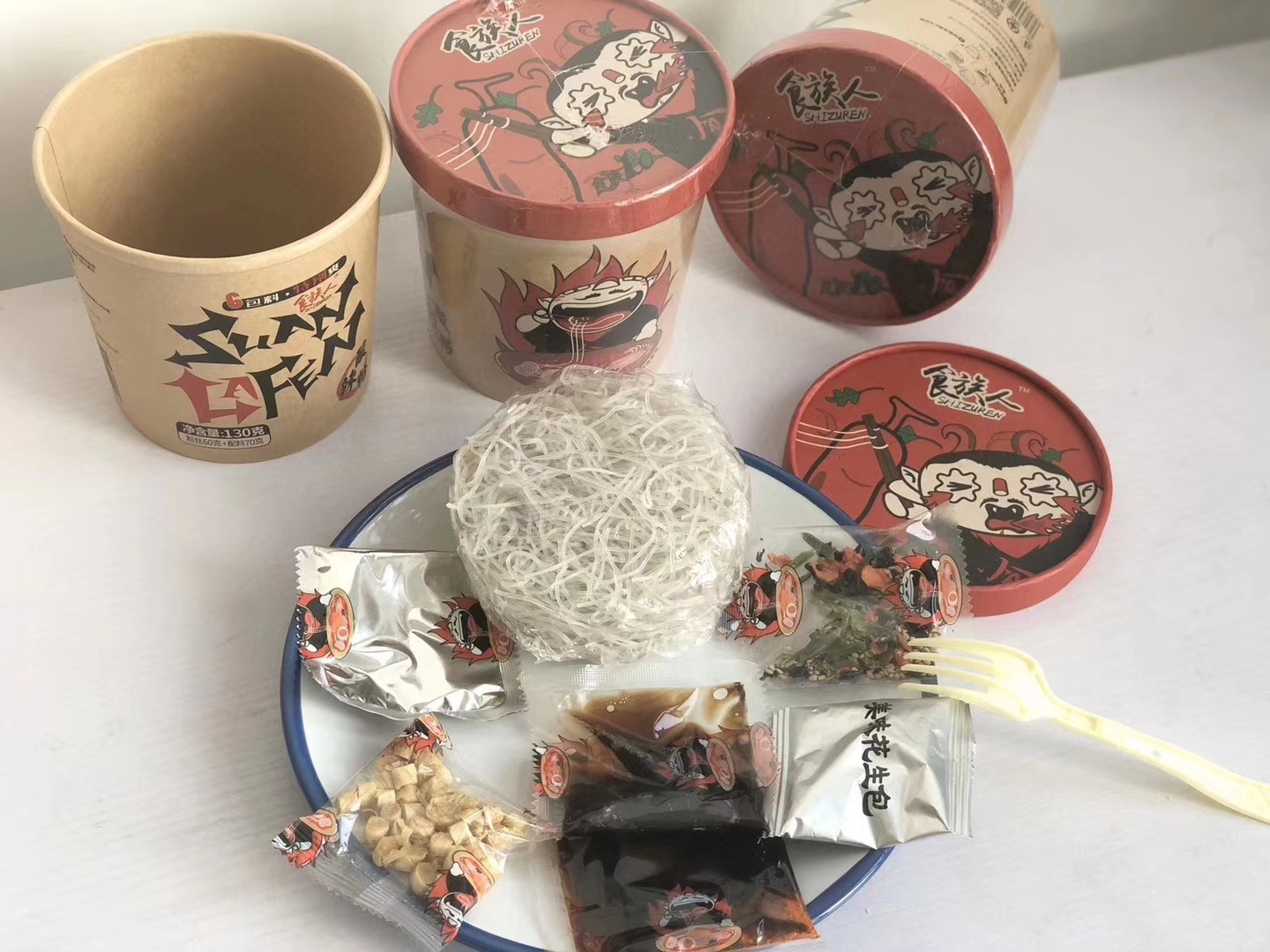全网爆款网红零食小吃厂家直销