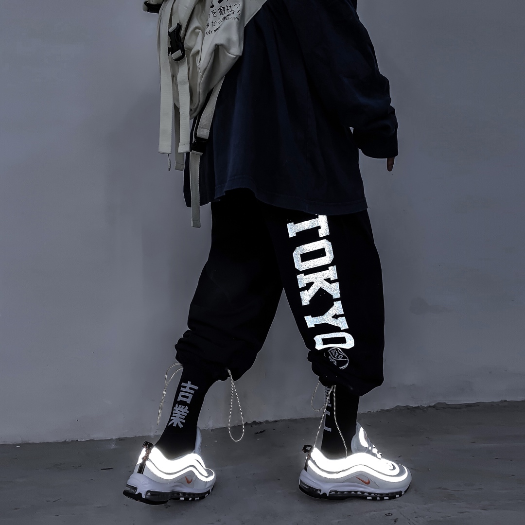高端潮牌外贸服装货源，实体批发代发，厂家一手货源