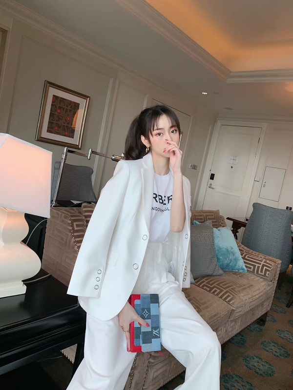 衣服微商代理，女装一件代发厂家直销