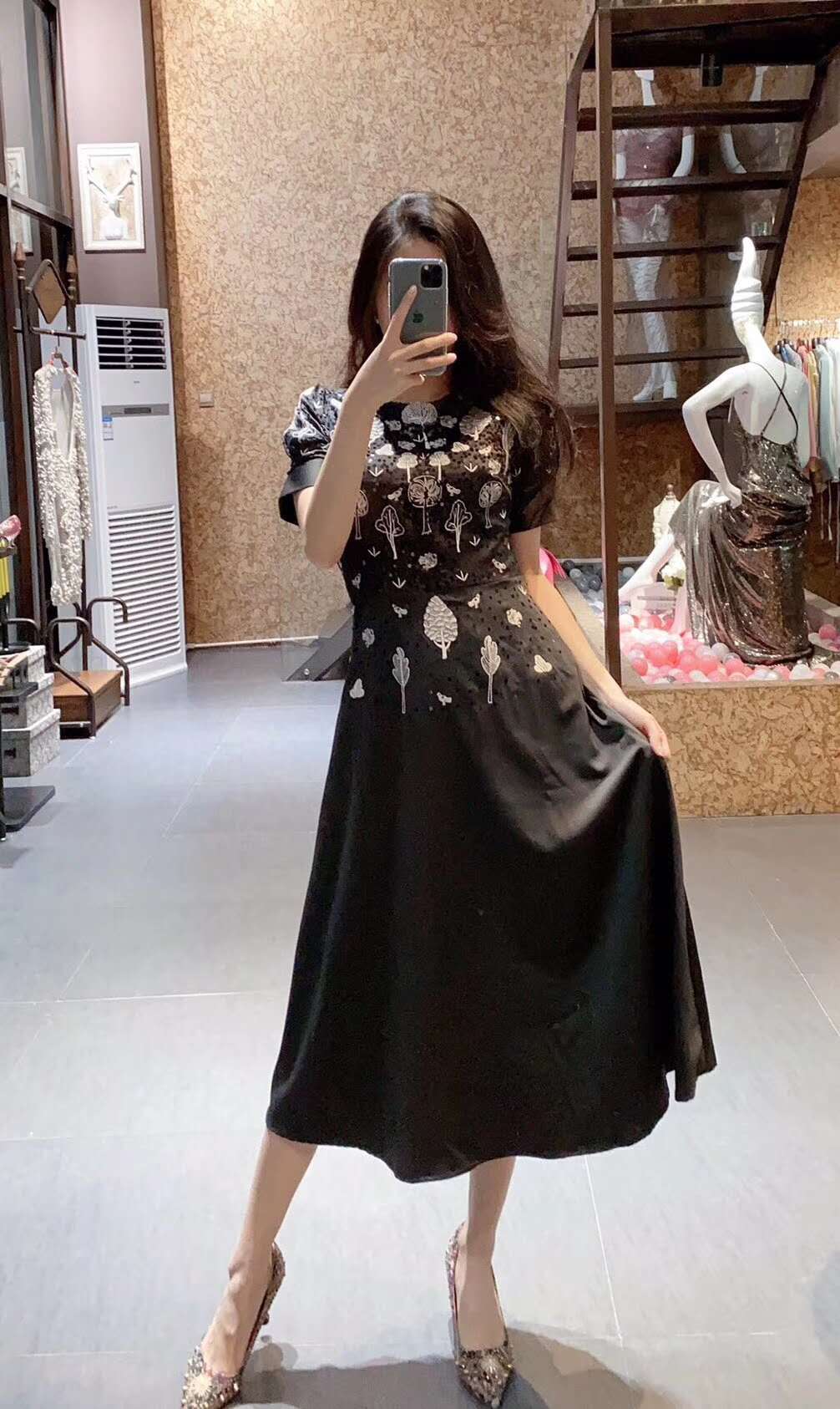 欧韩精品女装一件代发 爆款让你轻松卖货，厂家一手货源诚招代理和加盟