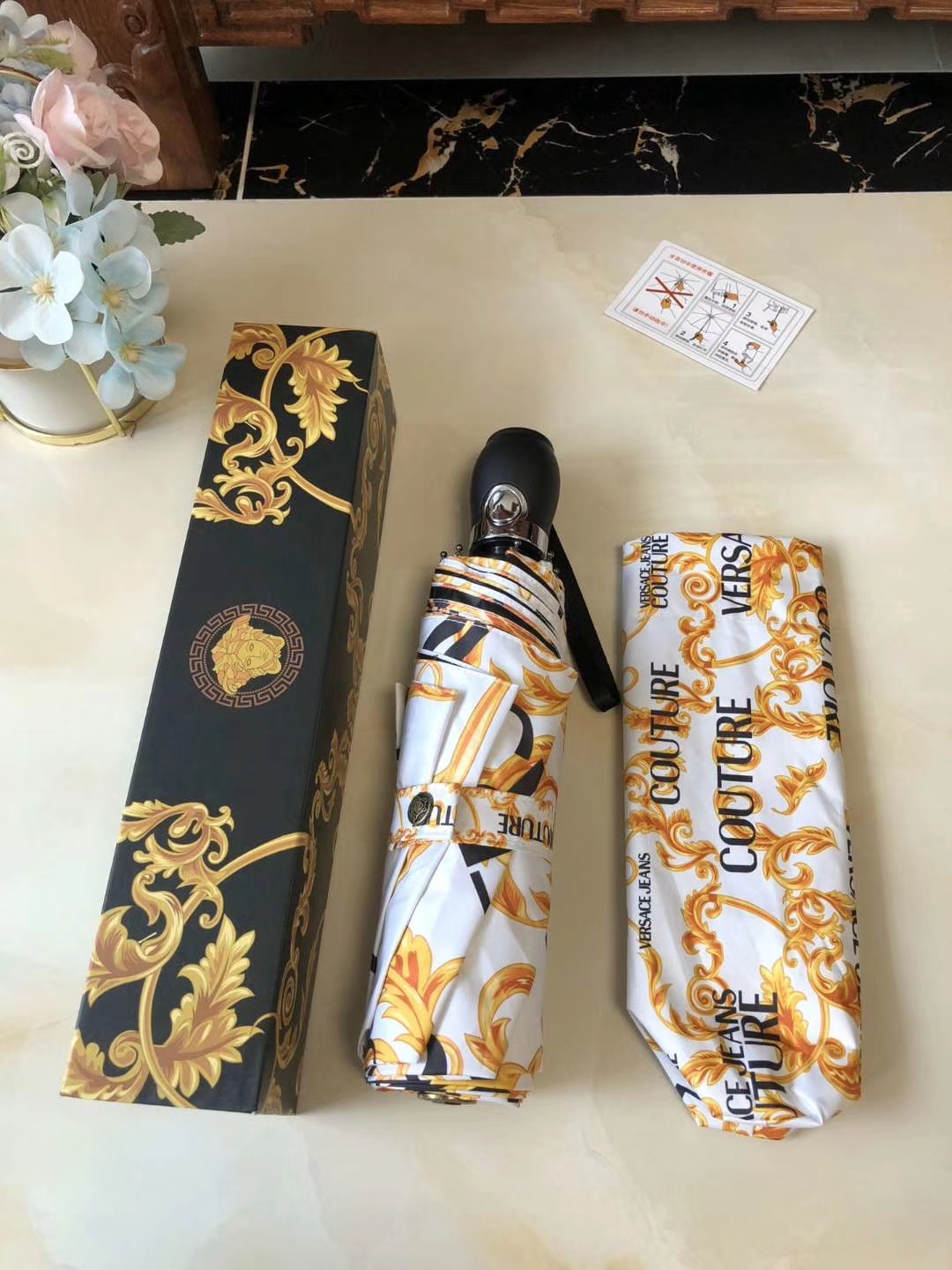 眼镜，帽子，围巾，领带，手表时尚单品厂家放货