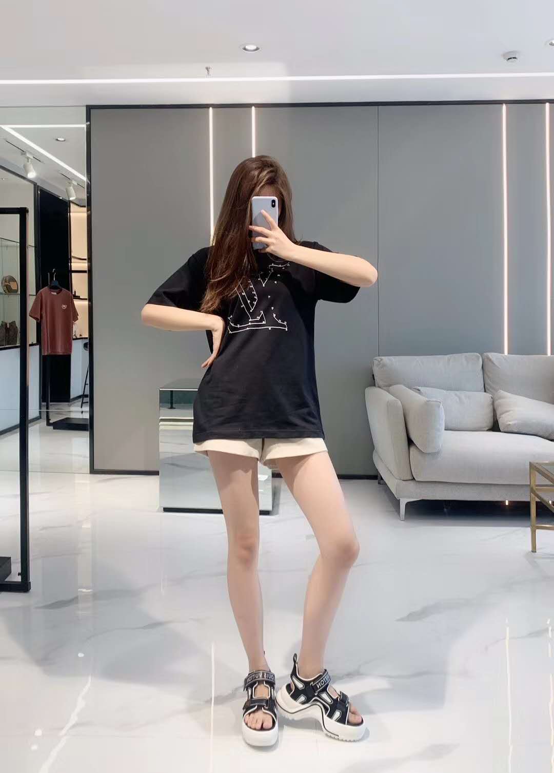 高端定制品牌系列潮牌女装 原版开模打造 招代理 加盟教精准引流推广培训