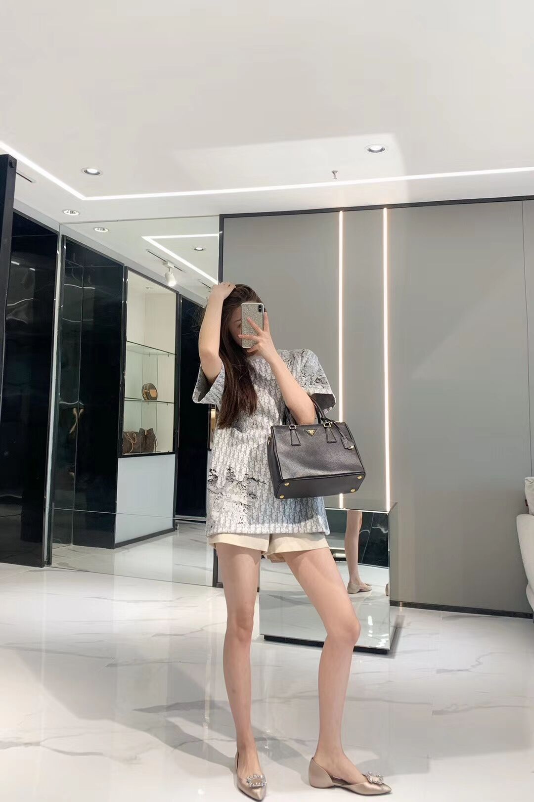 深圳南油高定制厂家直销女装 招加盟 招代理 加盟教精准引流推广培训