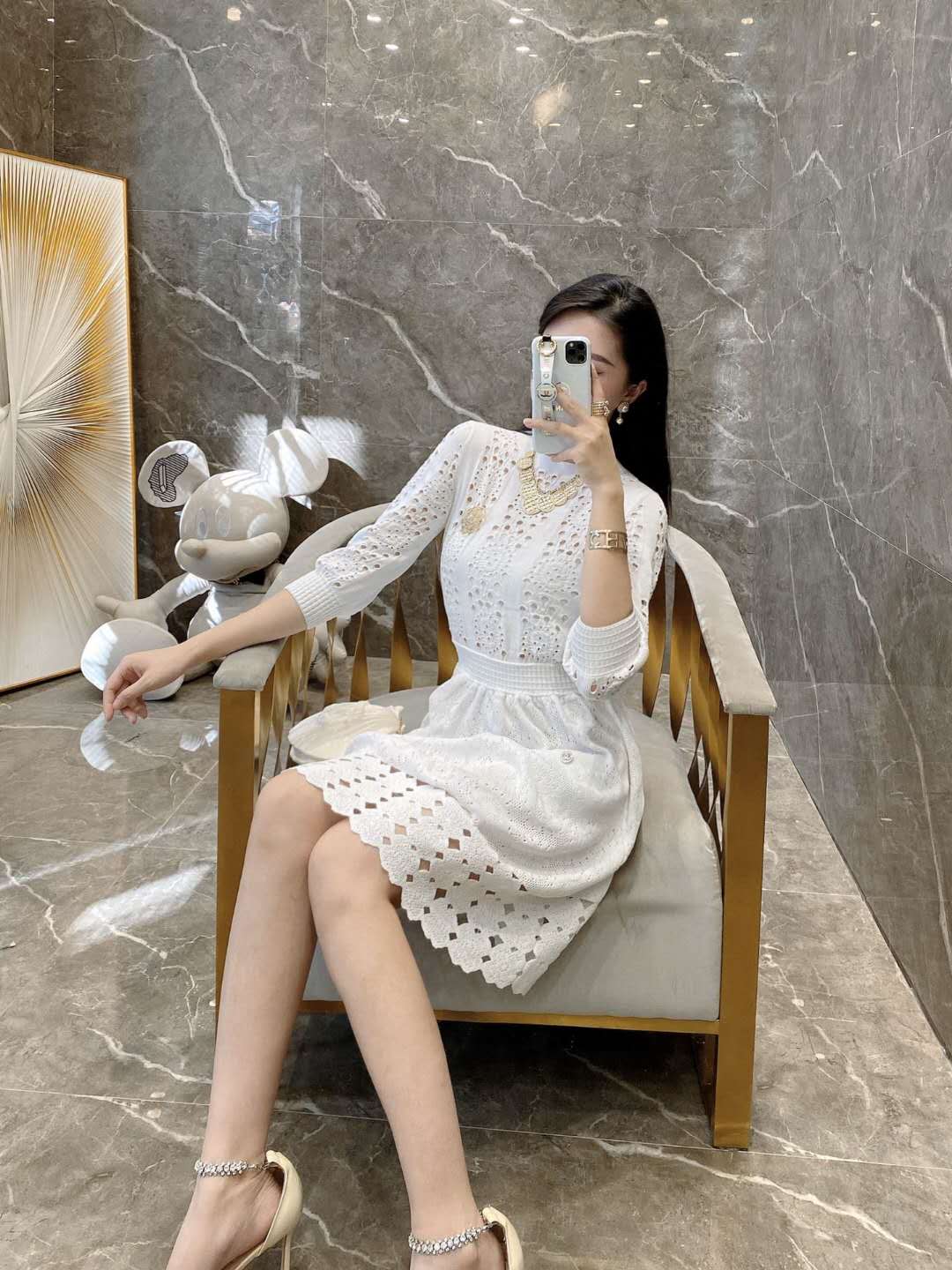 最新高端定制小众女装 品牌潮牌制作 打造 一比一打造新款发行