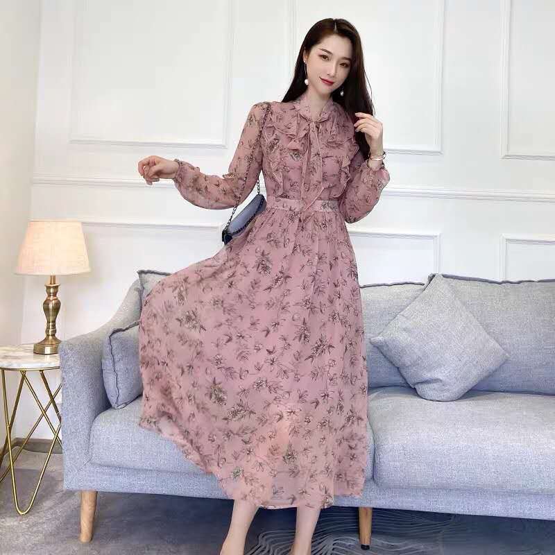 淘宝微商精品高端大牌服装批发，一手货源，质量保障，长期招代理，一件代发