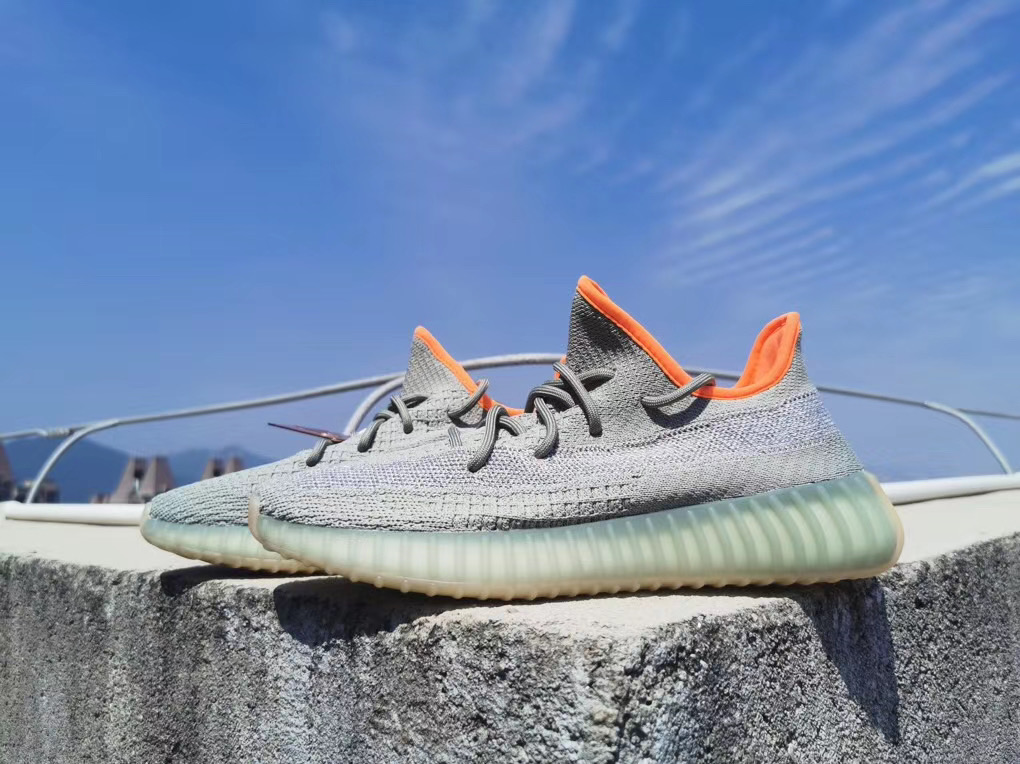 工厂货源Adidas Yeezy 350 V2 灰橙 绿橙 椰子 反光满天星