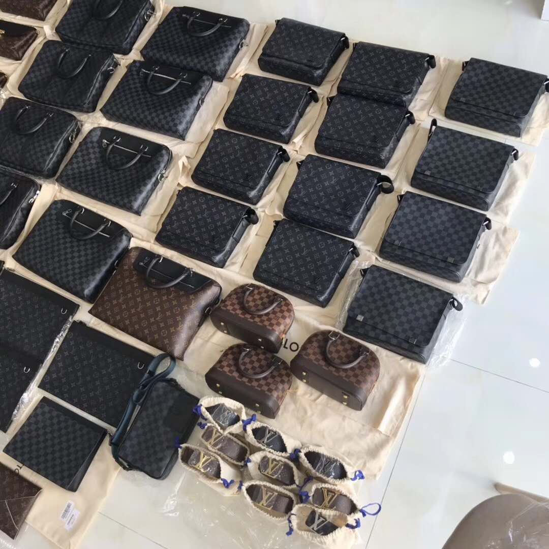 广州包包工厂直招代理Gucci Chanel