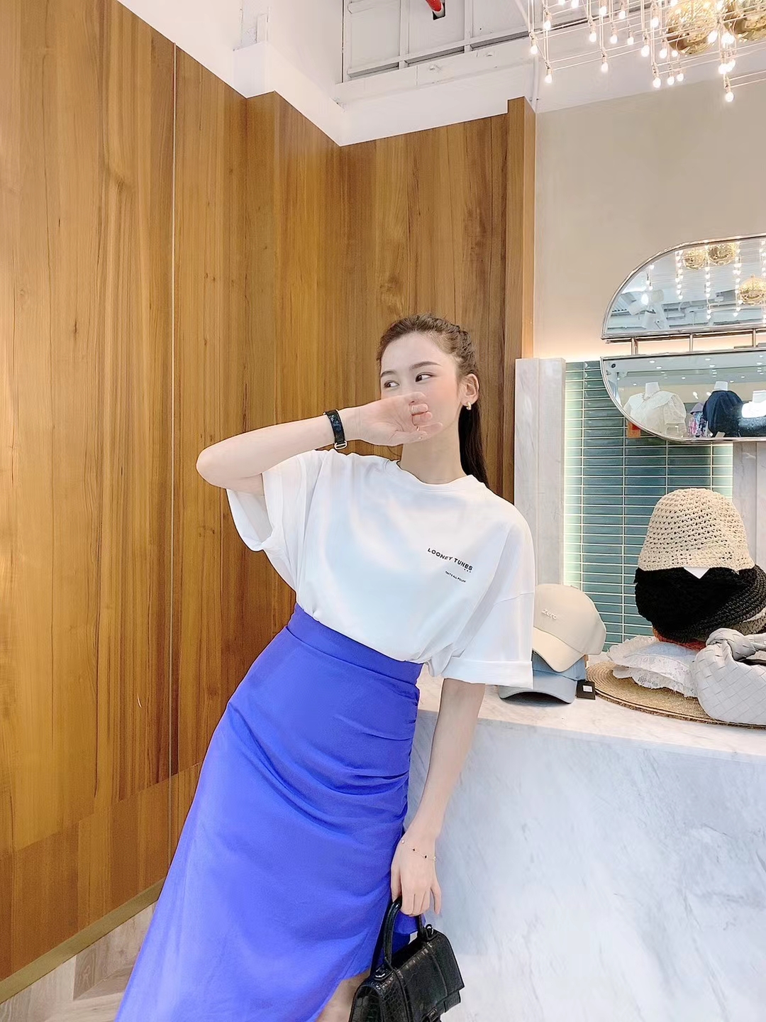 女装代理微商一件代发，用业余时间做就可以有收入