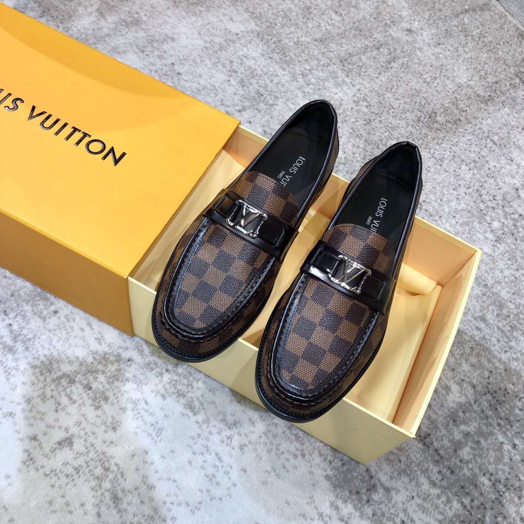 LV男士精品真皮皮鞋  厂家直销 欲购从速