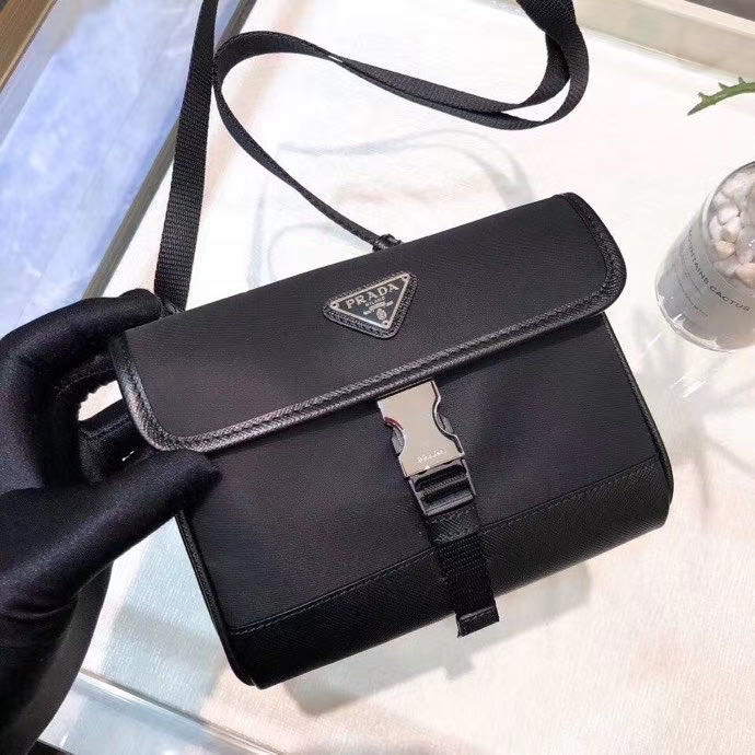 大牌名牌奢侈品包包皮带 LV 古琦 ，工厂一手货源
