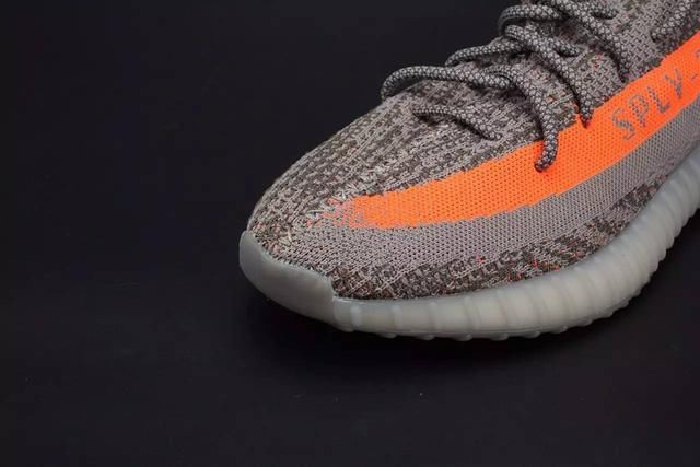 莆田鞋 阿迪yeezy与莆田Yeezy对比，一招区分出来
