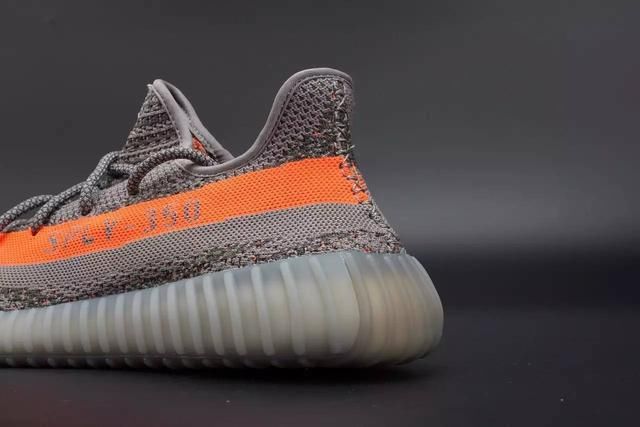 莆田鞋 阿迪yeezy与莆田Yeezy对比，一招区分出来