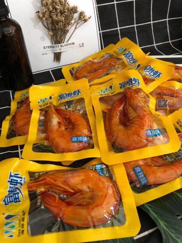 真正的零食货源 自己总仓 一件代发