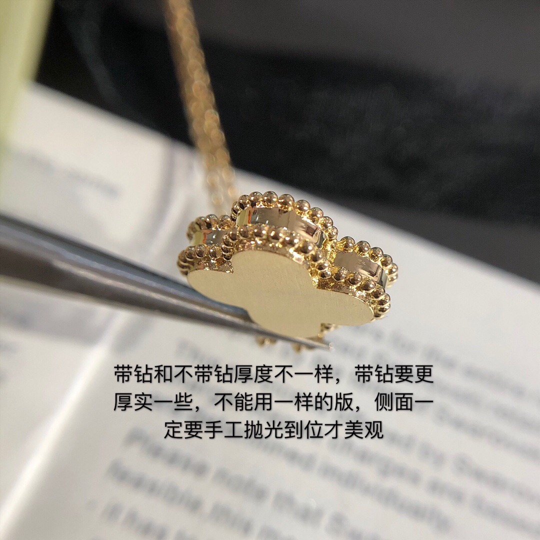 V金高版本奢侈品饰品，质保三年，永久保色，免费代理