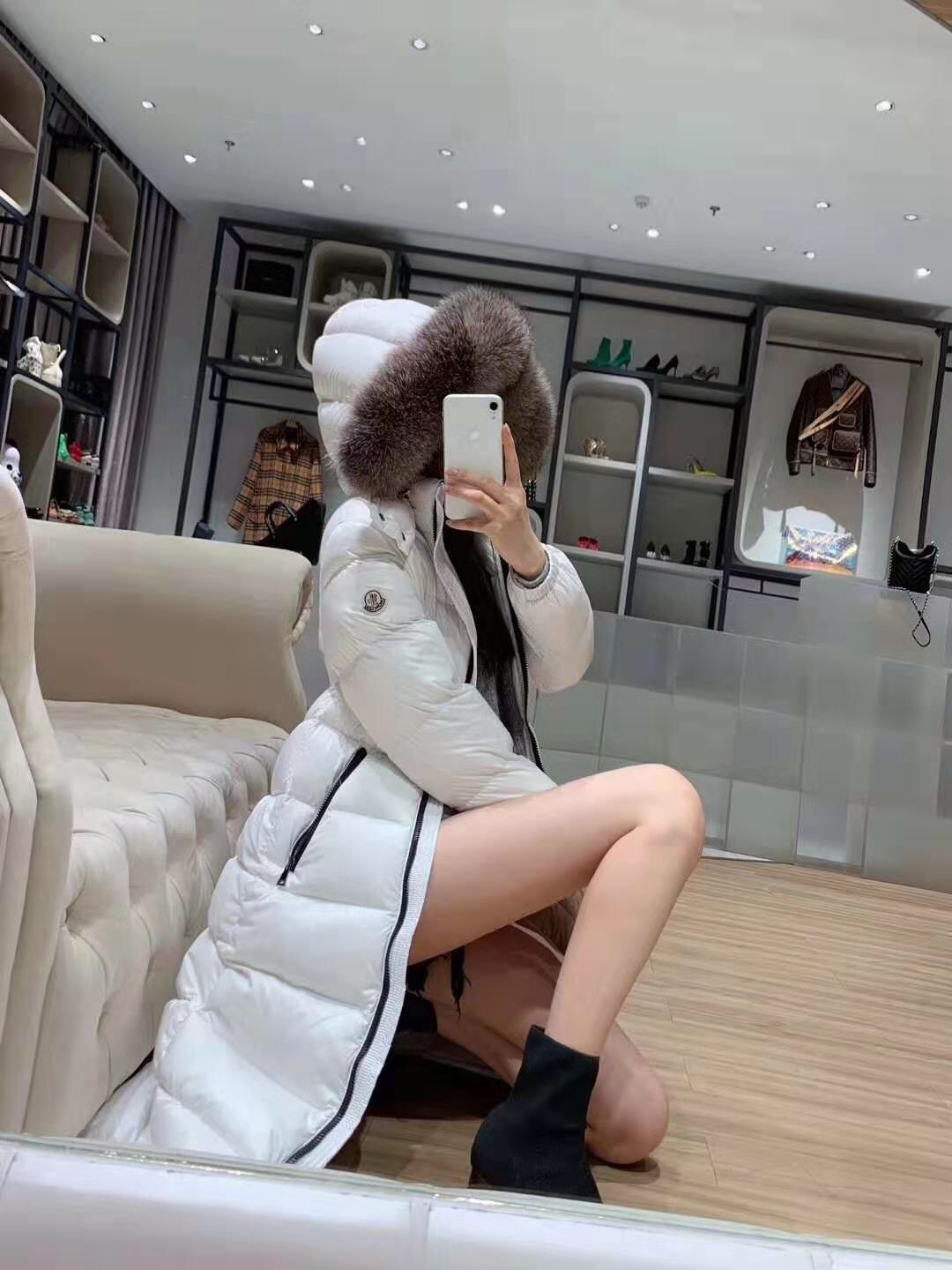 蒙口羽绒服工厂货源