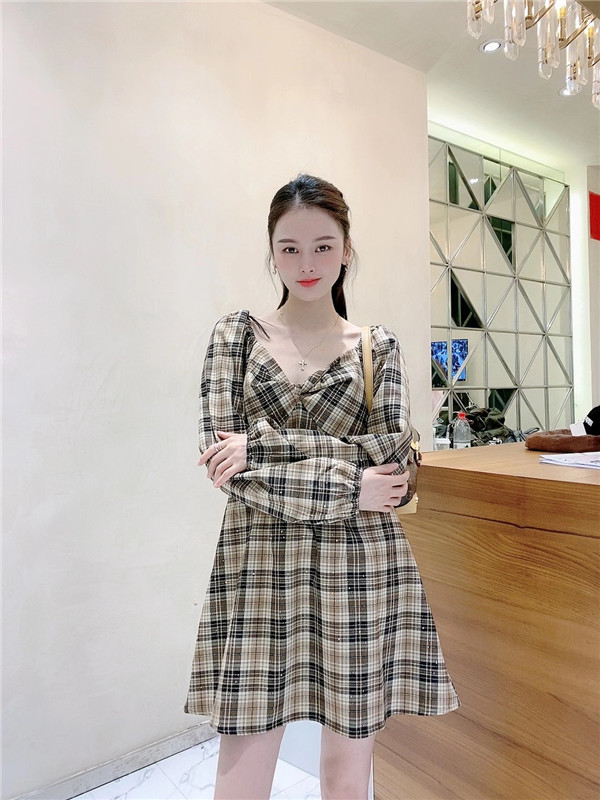 秋冬时尚服装批发一手货源，诚招微商和实体店代理