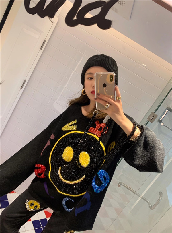 微商代理一件代发，服装厂家招代理无需囤货