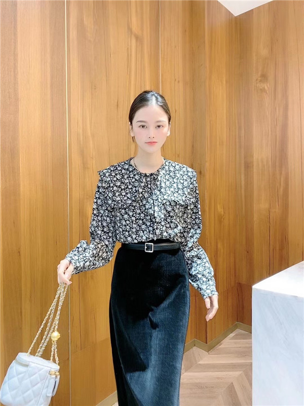 女装代理厂家一手货源，服装支持一件代发