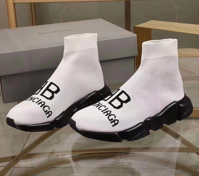 微商货源一件代发鞋子