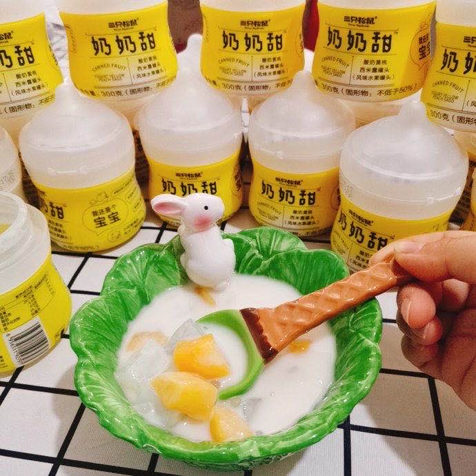 卖的最火爆的微信网红零食 一件代发 诚招代理