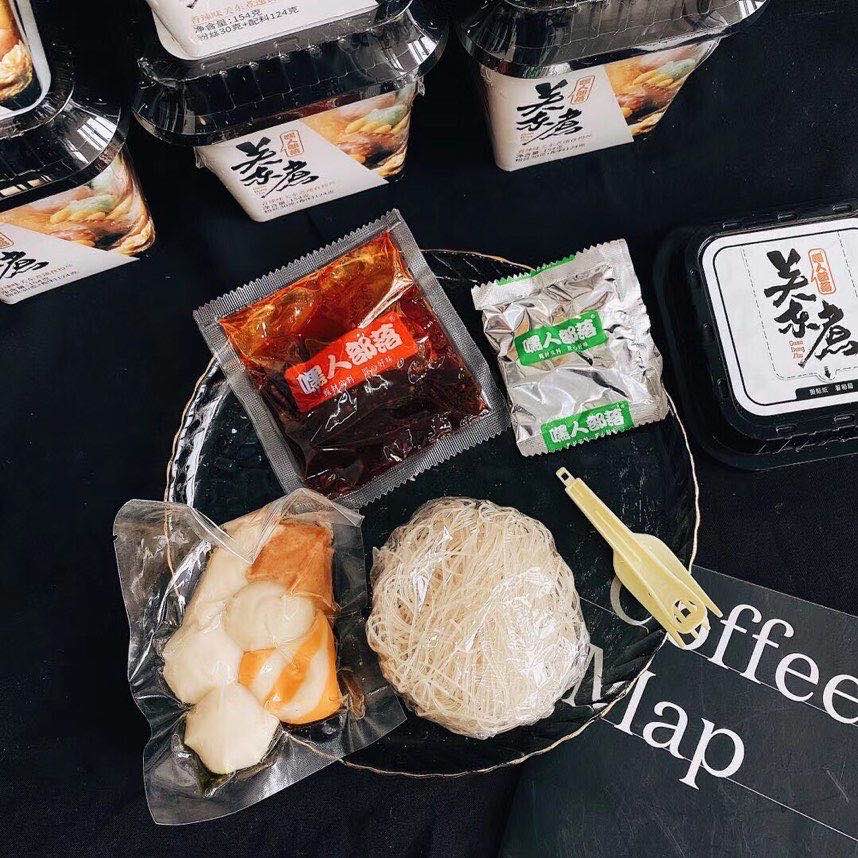 特色零食货源 七大总仓 一件代发 几百种零食