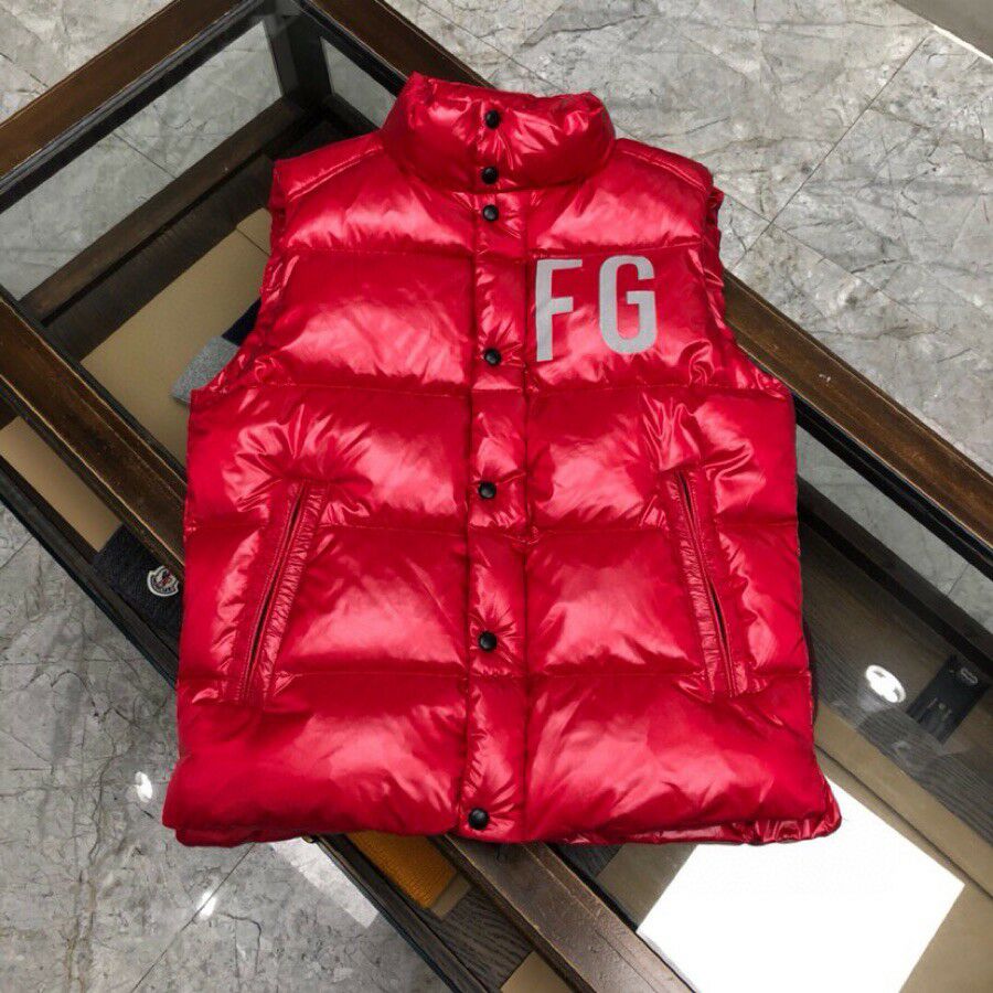 巴宝莉 路易威登 巴黎世家 普拉达gucci 复刻原单男装批发