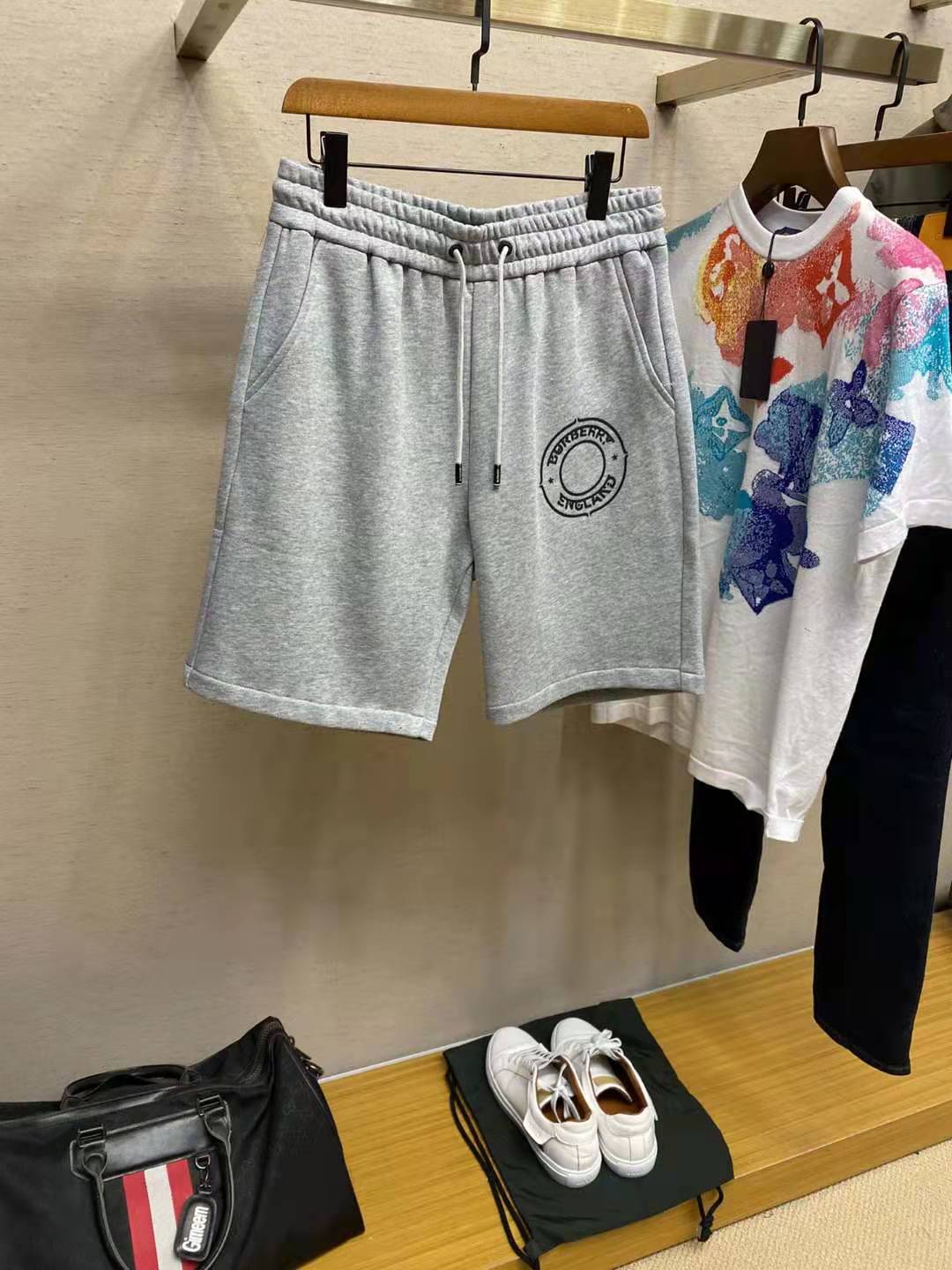 专柜同款高端复刻男装 一比一原版潮牌服装