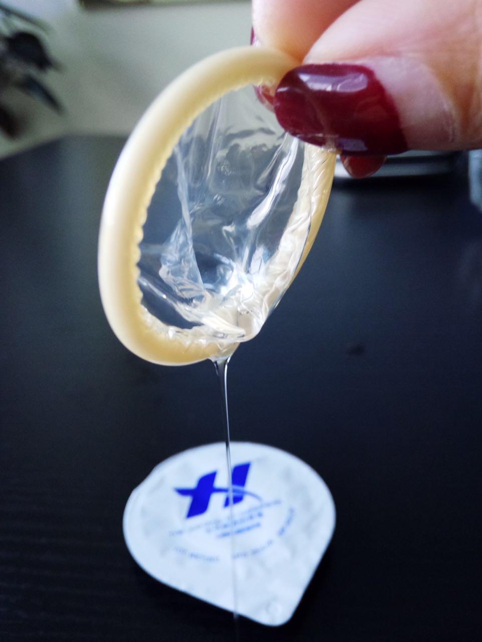 xh玻尿酸超薄002 微商一手货源XH玻尿酸超薄延时安全套