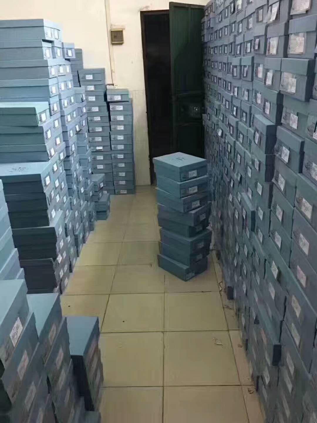 女鞋一手货源 东莞大牌女鞋一手货源，打版，定制，贴牌
