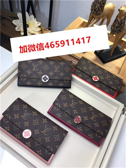 微商复刻奢侈品 1比1复刻奢侈品包包哪里有，名牌包微商货源