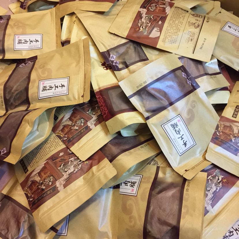 微商爆款零食，一手货源，免费招代理，0投资，一件代发