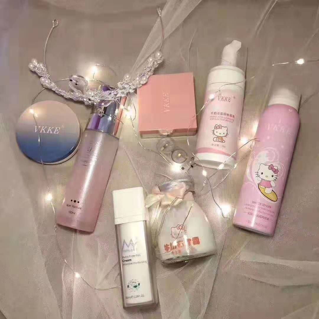 少女时代  各大网红同款护肤品 招代理